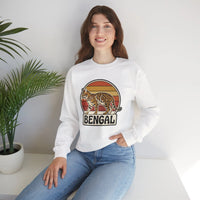 Bengal Cat Retro Sunset Sweatshirt - Classic Fit Heavy Blend Crewneck - Unisex White