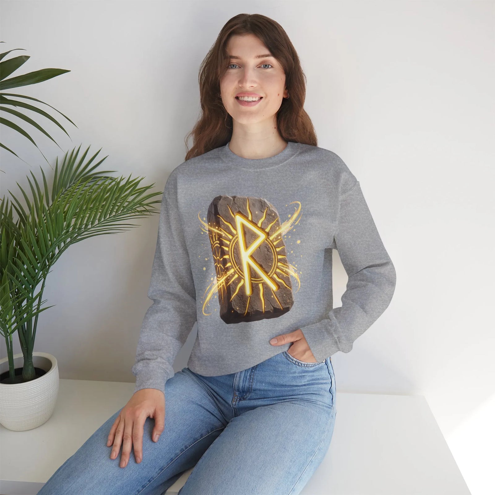 Raido Rune Journey Wheel Sweatshirt - Heavy Blend Classic Crewneck - Unisex White