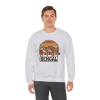 Bengal Cat Retro Sunset Sweatshirt - Classic Fit Heavy Blend Crewneck - Unisex White
