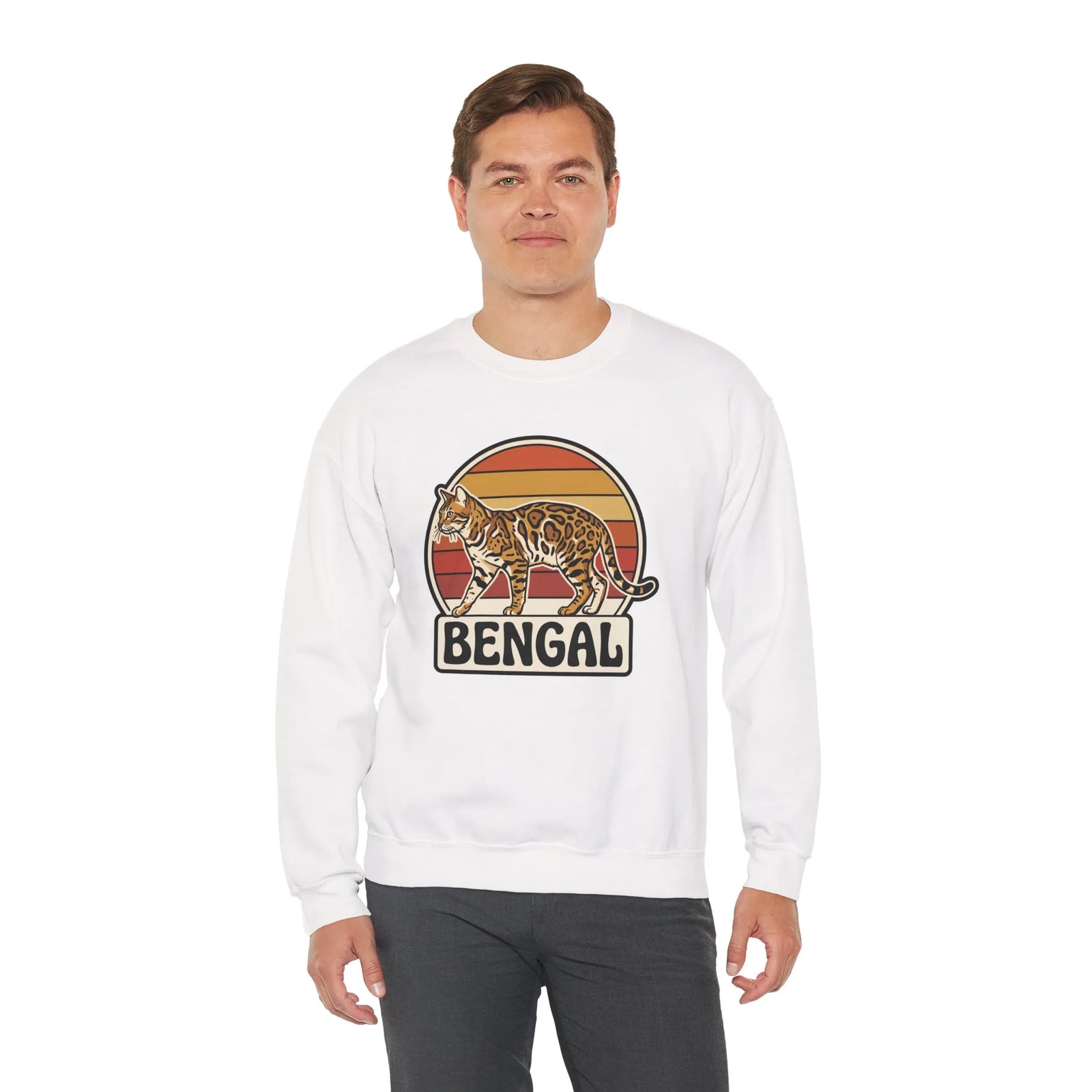 Bengal Cat Retro Sunset Sweatshirt - Classic Fit Heavy Blend Crewneck - Unisex White