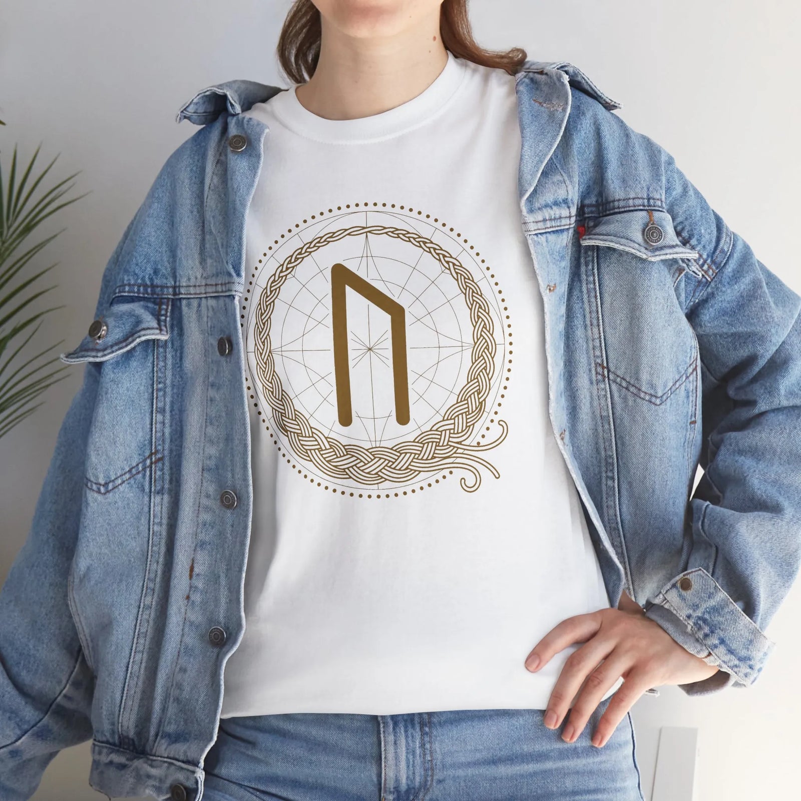 Uruz Rune Symbol Graphic T-Shirt - Heavyweight Cotton Classic Fit - Unisex White