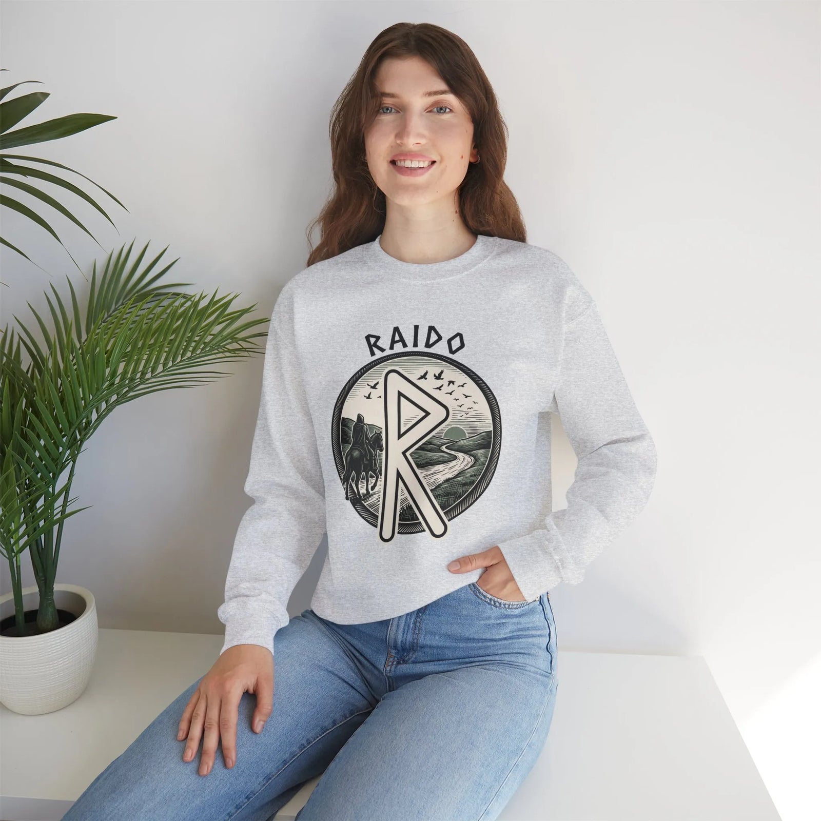 Raido Rune Journey Sweatshirt - Heavy Blend Classic Fit Crewneck - Unisex White