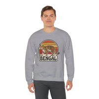 Bengal Cat Retro Sunset Sweatshirt - Classic Fit Heavy Blend Crewneck - Unisex White